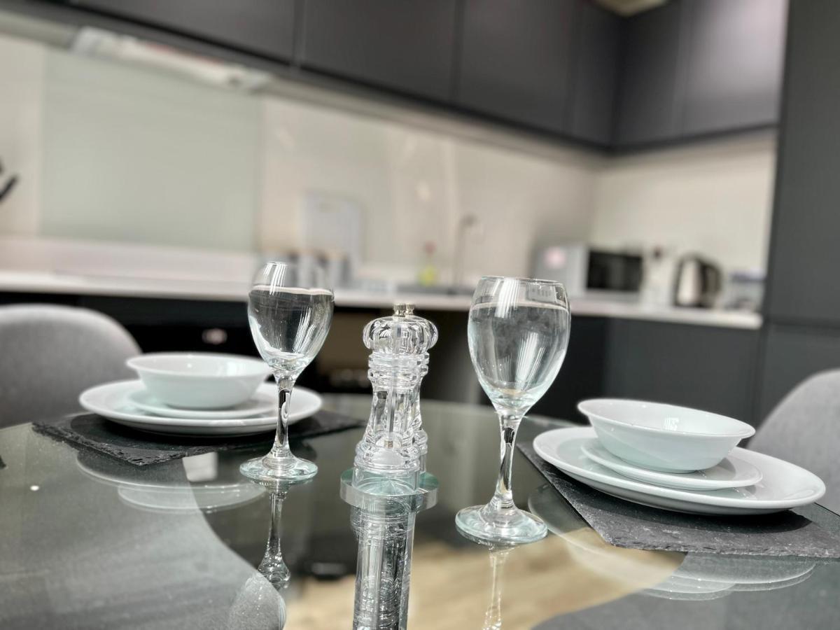 Lovely Studio Apartment With Free Parking Included! Manchester Zewnętrze zdjęcie